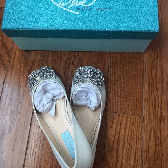 Betsey Johnson Blue Flats- New in Box - Picture 4 of 5